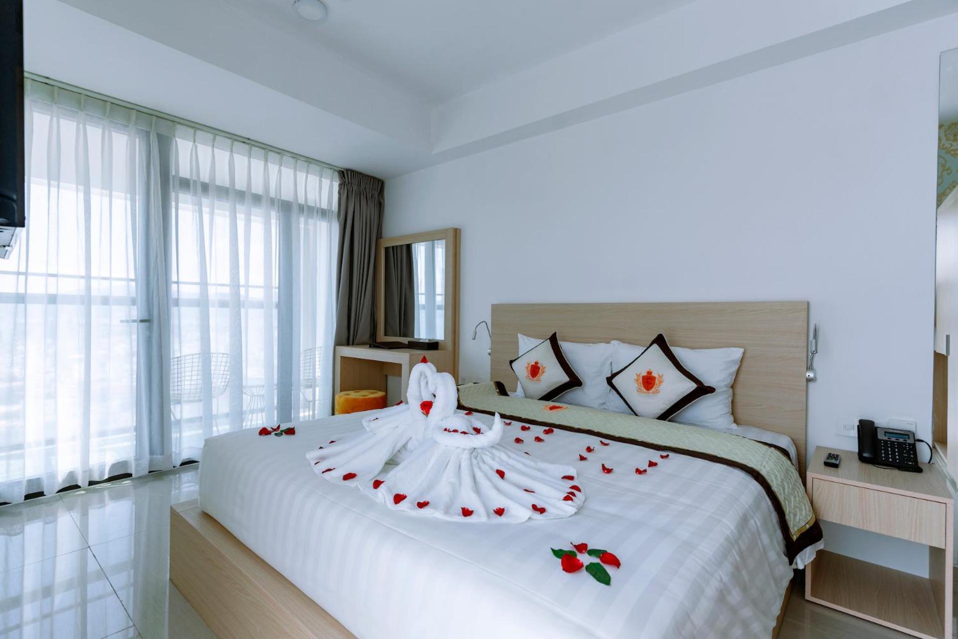 Napoleon Nha Trang Hotel エクステリア 写真
