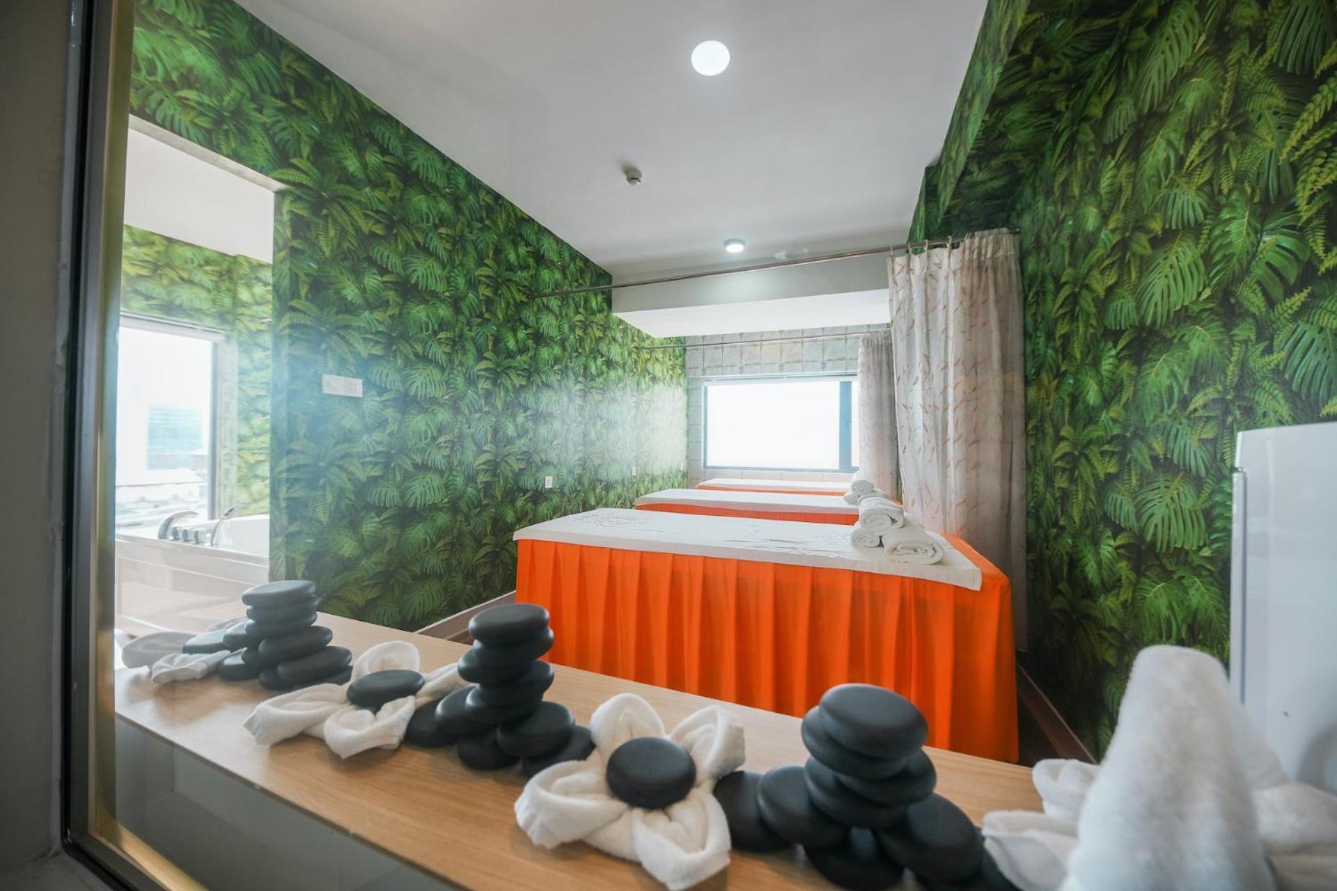 Napoleon Nha Trang Hotel エクステリア 写真