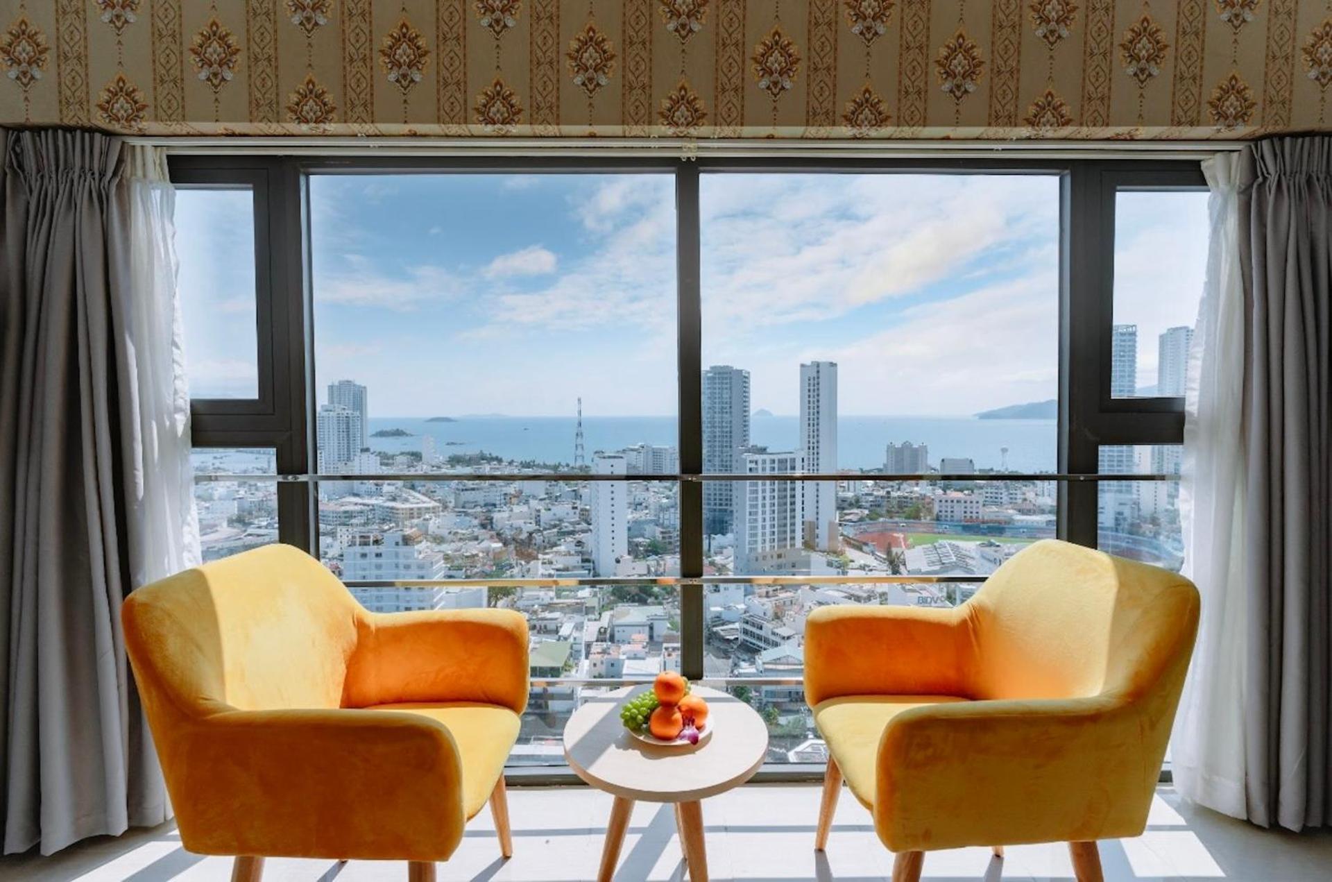 Napoleon Nha Trang Hotel エクステリア 写真